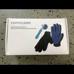 Pet gentle deshedding brush glove slicker brush